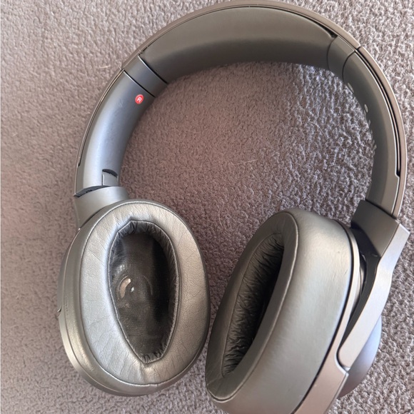 Sony WHH900N - Picture 3 of 9